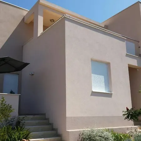 Dandelion Apartman *