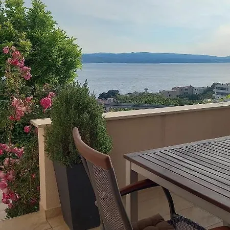 Dandelion Apartman *